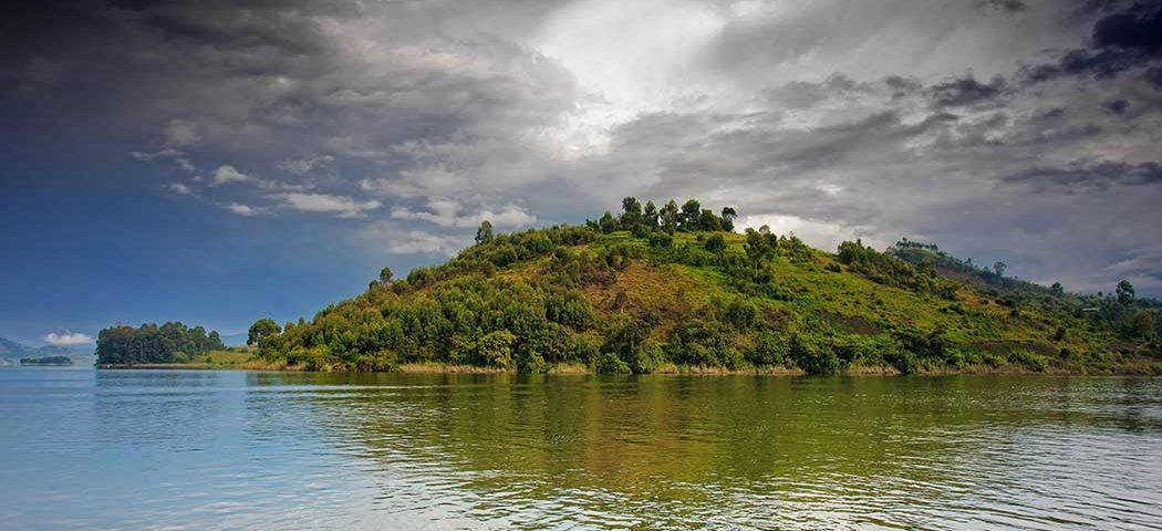 Wolken über dem Lake Bunyonyi